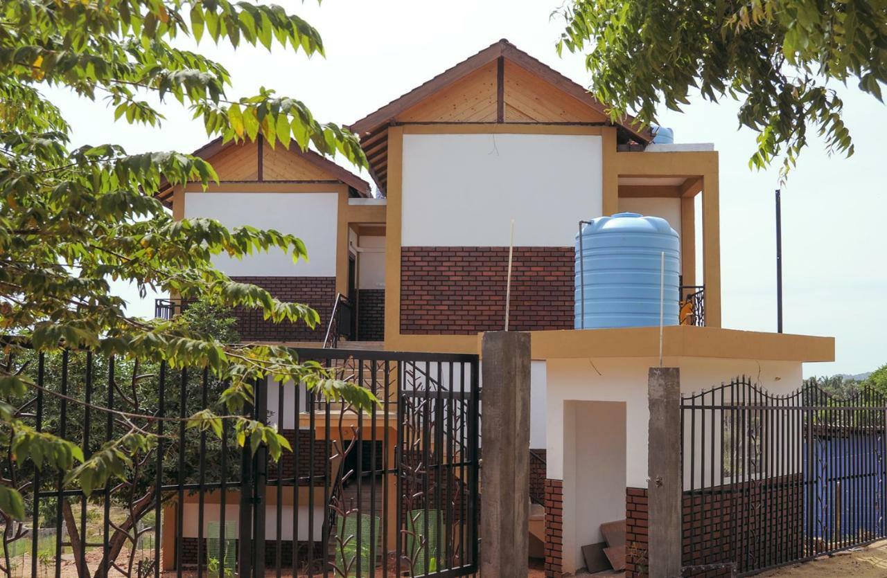 Woodycrest Hotel Trincomalee Ngoại thất bức ảnh